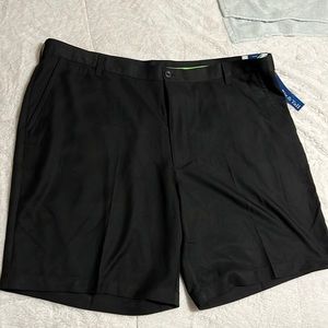 NWT IZOD Men’s golf shorts, size 44, big & tall